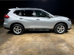 Nissan X-Trail 2.0 AUTOMATIC - UPGRADED ALLOYS - 3 - Image 3