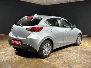 Mazda Demio 1.3 AUTOMATIC - HEATED SEATS - Image 4