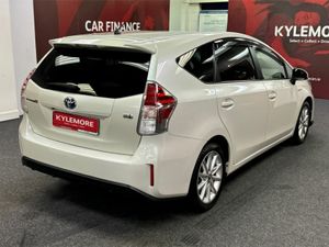 Toyota Prius ALPHA - 1.8 HYBRID AUTOMATIC - REVERS - Image 4