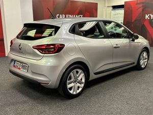 Renault Clio DYNAMIQUE EDITION - 1.0 AUTOMATIC - Image 4