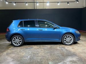 Volkswagen Golf 1.2 TSI AUTOMATIC - REVERSE CAMERA - Image 3