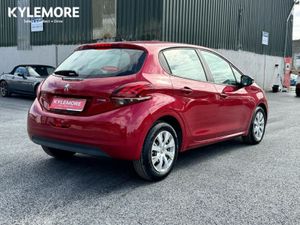 Peugeot 208 1.2 AUTOMATIC - Image 3