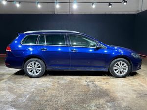 Volkswagen Golf 1.2 TSI AUTOMATIC - ESTATE - REVER - Image 3