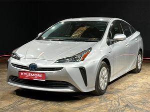 Toyota Prius 1.8 AUTOMATIC HYBRID - S EDITION - RE - Image 3