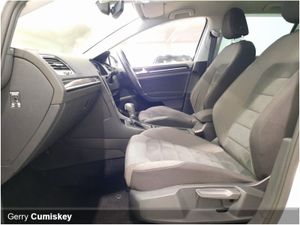 Volkswagen Golf Highline Automatic 1.4 TSI DSG - Image 4