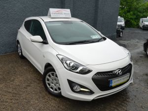 HYUNDAI i30 VAN-CVRT&TAX - Image 3