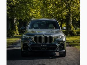 BMW X7 40d M Sport X Drive technology Pack   sunr - Image 3