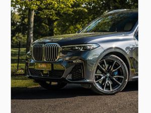 BMW X7 40d M Sport X Drive technology Pack   sunr - Image 4