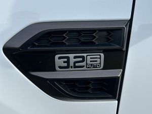 STUNNING 3.2 AUTOMATIC FORD RANGER - Image 4