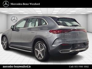 Mercedes-Benz EQE SUV 300 SUV - Image 4