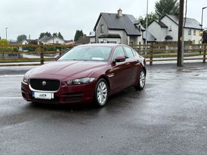 STUNNING 2016 AUTOMATIC JAGUAR XE - Image 3