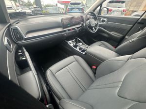 Kia Sorento PHEV PE 7S 4WD - Image 4