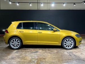 Volkswagen Golf TSI COMFORT TECH EDITION - FACTORY - Image 3