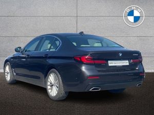 BMW 5 Series 520d SE Saloon - Image 2