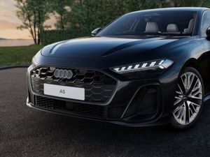 Audi A5 Sedan 2.0 299BHP E-hybrid Quattro S-line - Image 3