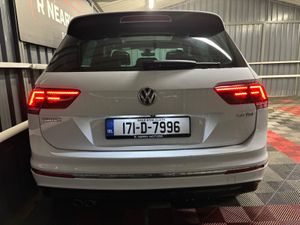 2017 Volkswagen Tiguan 2.0 TDI 150HP  Highline - Image 2