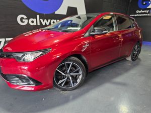 Toyota Auris Hybrid-full Leather-rear Camera-top - Image 3