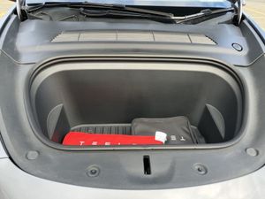 Tesla Model Y Rear Wheel Drive - Image 3