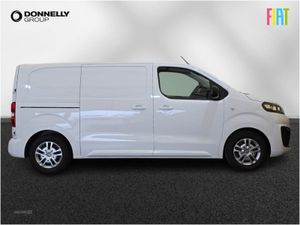 Vauxhall Vivaro 2700 1.5d 120PS Sportive H1 Van - Image 3