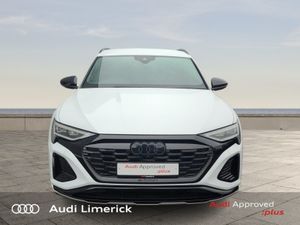 Audi Q8 e-tron 55 S Line Black Edition Quattro - Image 3
