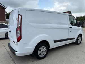 2020 FORD TRANSIT CUSTOM TREND. PARK SENSORS - Image 4