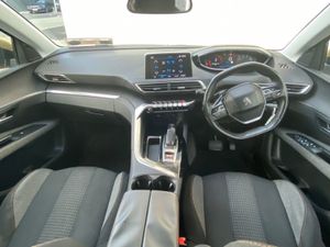 Peugeot 5008 1.6 Blue Hdi 120 Active Auto - Image 3