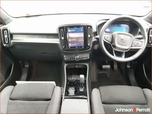 Volvo EX40 82 kWh 252bhp Extended Range Plus (ada - Image 3