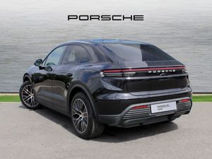 Porsche Macan 4 Electric - Image 3