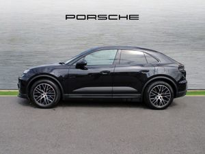 Porsche Macan 4 Electric - Image 4