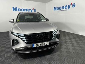 Hyundai Tucson Executive Plus 1.6l Diesel SUV - Image 2