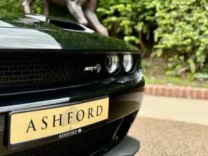 DODGE CHALLENGER HELLCAT 6.2 MANUAL 717BHP - Image 3