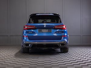 2021 BMW X5 X-Drive 45e M-Sport - Image 4