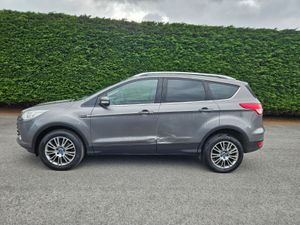 Ford Kuga 2013 2.0 tdci titanium 4 WD - Image 4