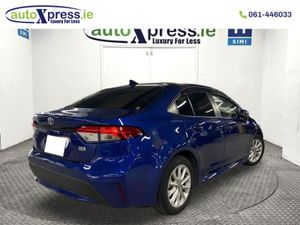 Toyota Corolla 1.8 Hybrid S Automatic  Reversing - Image 3