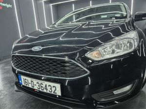 Ford Focus Style 1.5 TD 95ps 6speed 4DR - Image 3