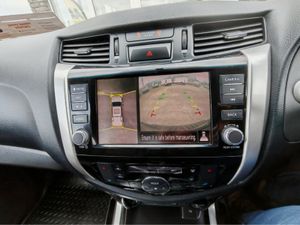 NISSAN NAVARA TEKNA DCI AUTO - Image 3
