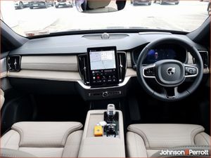 Volvo XC90 T8 455bhp Phev AWD Ultra Dark (massage - Image 3