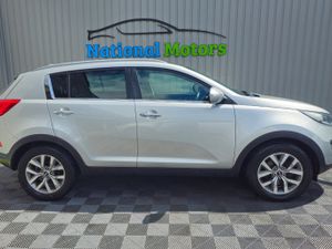 2015 Kia Sportage 1.7 D PLATINUM 2WD - Image 2