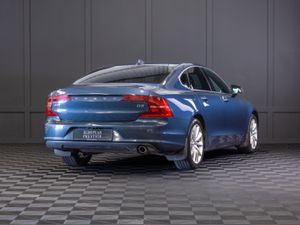 2019 Volvo S90 D3 Momentum Plus - Image 3