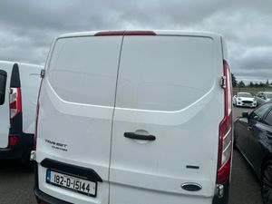 Ford Transit Custom 2018 INCLUDES VAT - Image 4