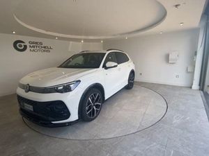 Volkswagen Tiguan 2.0 TDI R-line 5dr DSG - Image 3