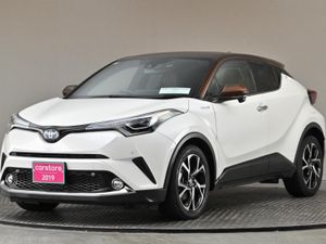 Toyota C-HR 1.8 Hybrid  2tone Roof interior rever - Image 3