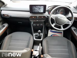Dacia Sandero Stepway TCe 90 Stepway Comfort - Image 2