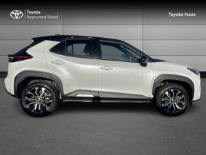 Toyota Yaris Cross YARIS CROSS LUNA SPORT - Image 3