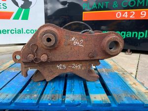 DOUBLE LOCK HYDRAULIC QUICK HITCH....65mm PINS... - Image 3