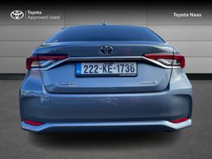 Toyota Corolla HYBRID LUNA SPORT SALOON - Image 4