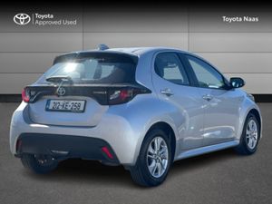 Toyota Yaris HYBRID LUNA 4DR AUTO - Image 2