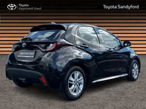 Toyota Yaris HYBRID LUNA // REAR CAMERA // TOYOTA - Image 2
