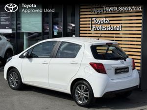 Toyota Yaris 1.0 5DR LUNA // REAR CAMERA // BLUETO - Image 3