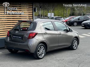 Toyota Yaris 1.0 LUNA // REAR CAMERA // BLUETOOTH - Image 2